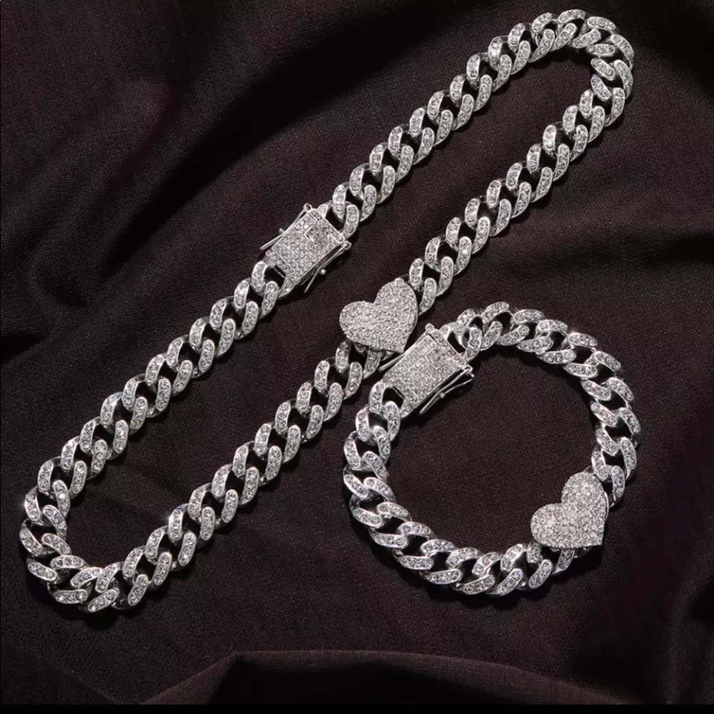 ICED CUBAN LINK SET PAVE ENCRUSTED HEAVY PRONG HEART SHAPE CHARM LUX NEW BOX